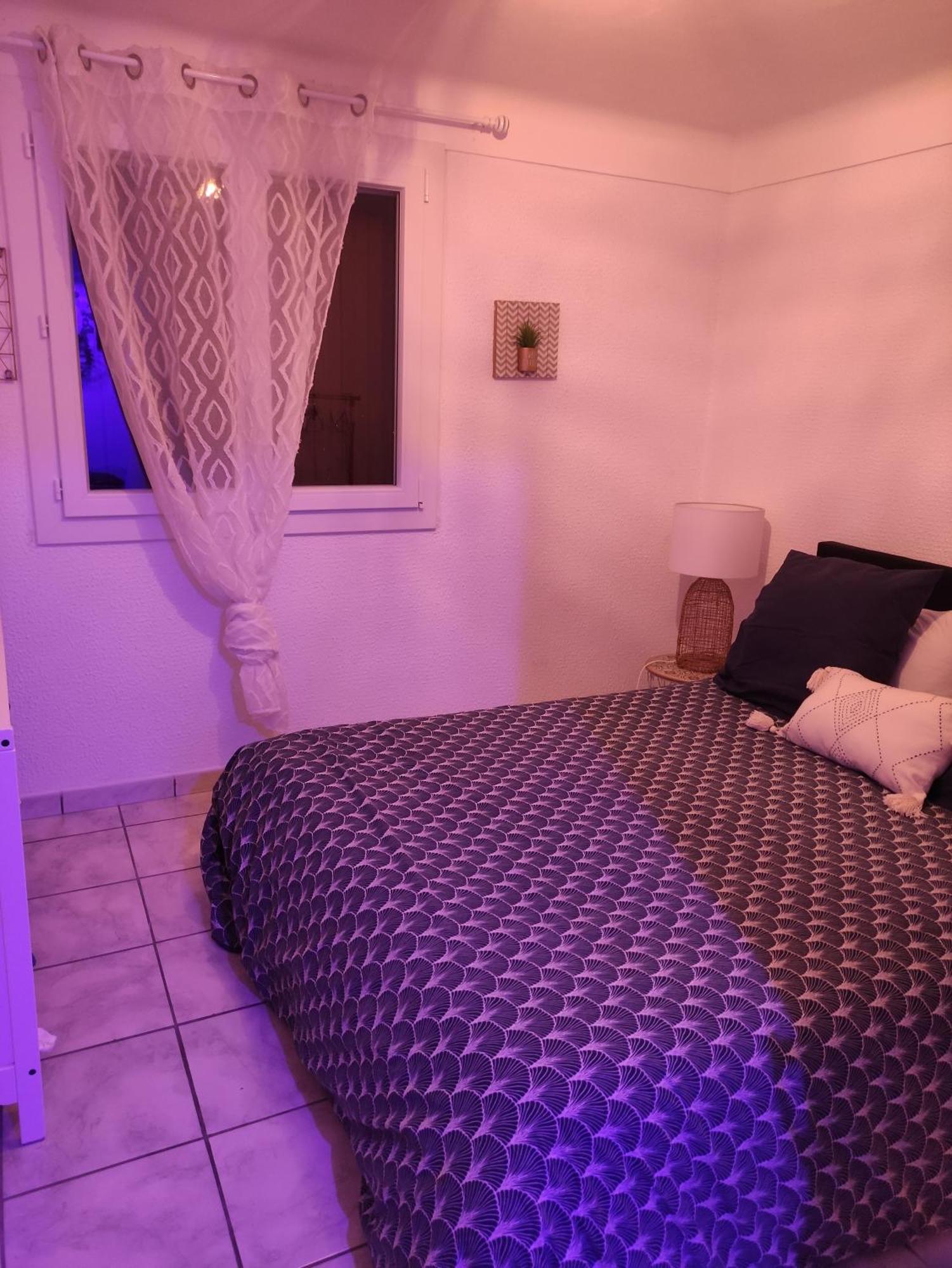 Maison en rez-de-chaussée,jardin, très bien située Arles Chambre photo